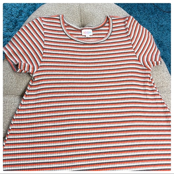 💕Beautiful Striped & Ribbed Lularoe Carly Dress💕 - Picture 12 of 14